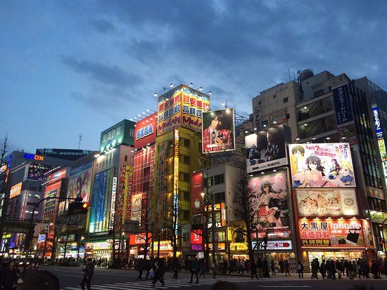 秋葉原